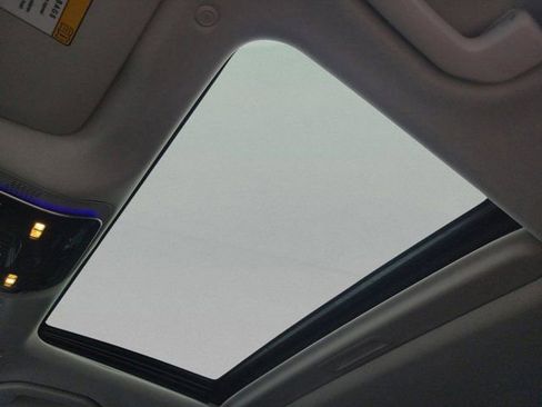 Certified 2025 Mercedes-Benz C 300 Sedan image 30