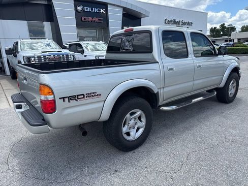 Used 2004 Toyota Tacoma PreRunner RWD image 3