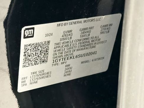 Used 2025 Cadillac Escalade IQ Sport 1 w/ LPO, ONYX Package AWD/4WD image 29