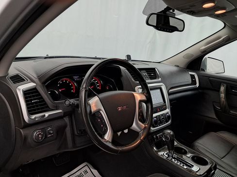 Used 2017 GMC Acadia Limited SLT image 7