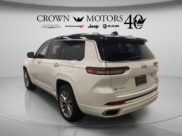 Used 2023 Jeep Grand Cherokee L Summit w/ Advanced Protech Group IV AWD/4WD image 12