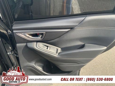Used 2019 Subaru Forester Premium AWD/4WD image 10
