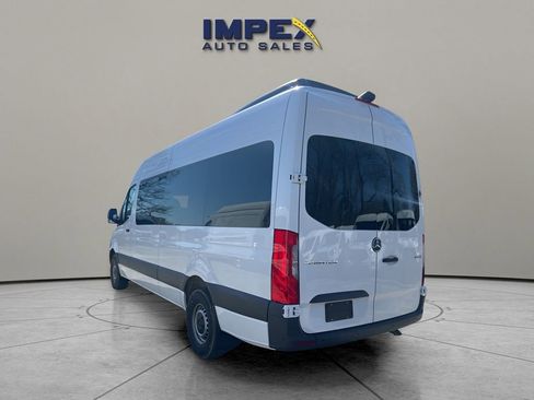 Used 2025 Mercedes-Benz Sprinter 2500 image 3