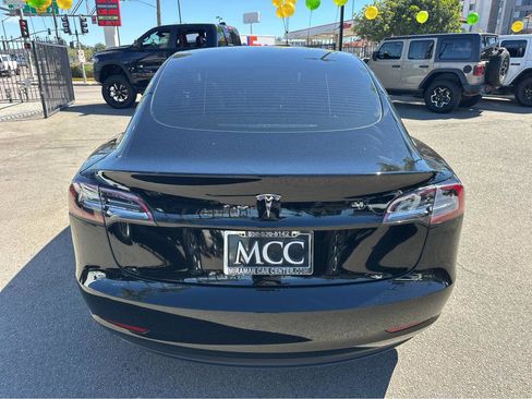 Used 2023 Tesla Model 3 Standard Range image 12
