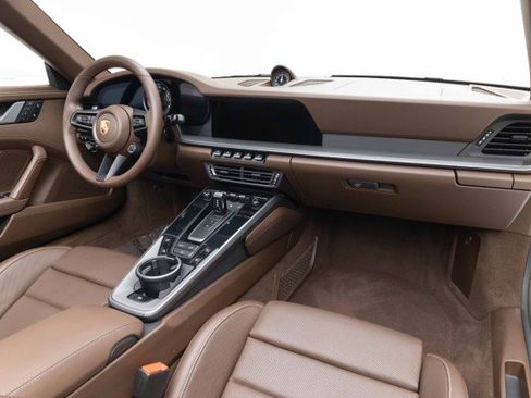 Used 2024 Porsche 911 Carrera image 2