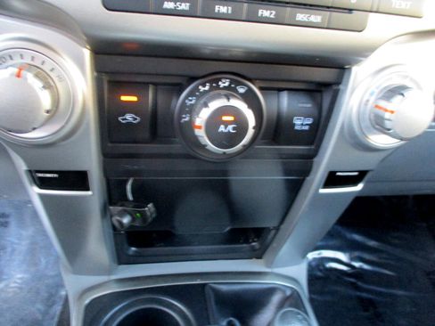 Used 2010 Toyota 4Runner SR5 image 15