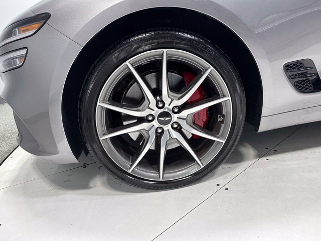 Used 2025 Genesis G70 2.5T RWD image 7