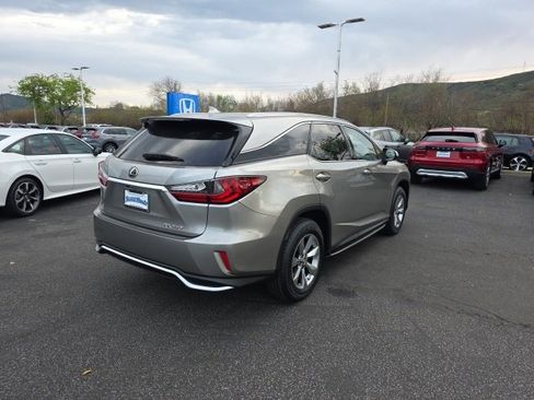 Used 2018 Lexus RX 350L FWD image 10