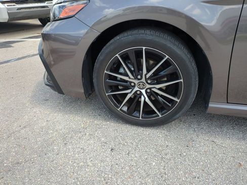 Used 2023 Toyota Camry SE FWD image 22