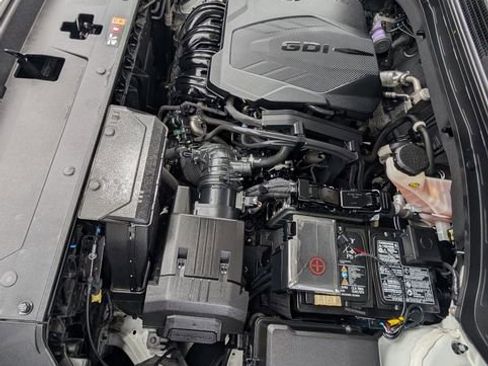 Used 2022 Hyundai Santa Fe SEL w/ Cargo Package image 21