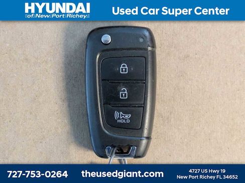 Used 2023 Hyundai Kona SE image 33