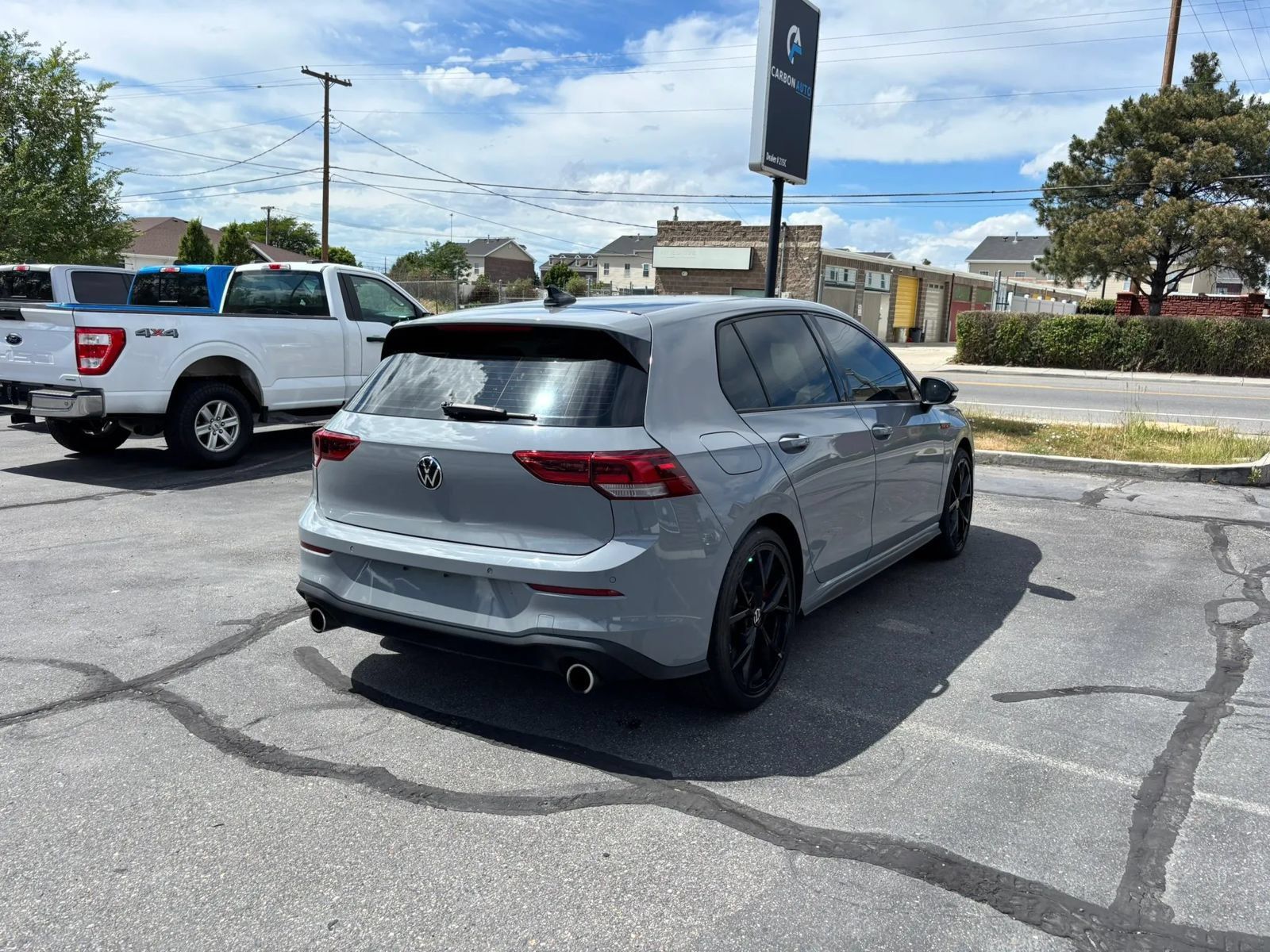 Used 2024 Volkswagen GTI SE FWD image 5