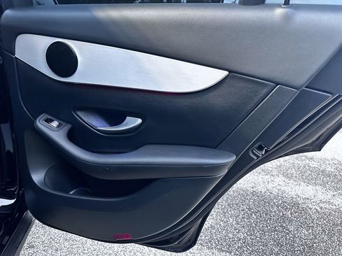 Certified 2022 Mercedes-Benz GLC 300 image 32