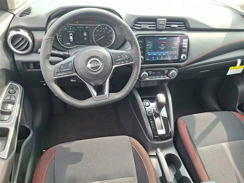 New 2025 Nissan Versa SR w/ Trunk Package image 2