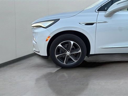 Used 2022 Buick Enclave Essence w/ Sport Touring Edition image 53