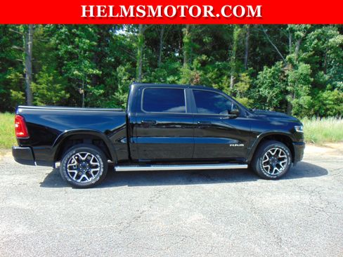 Certified 2025 RAM 1500 Laramie w/ Sport Appearance Package AWD/4WD image 16
