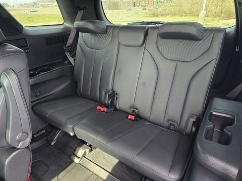 Used 2024 Hyundai Palisade Calligraphy image 10