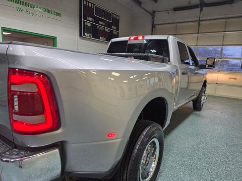 Used 2024 RAM 3500 Tradesman w/ Safety Group AWD/4WD image 7