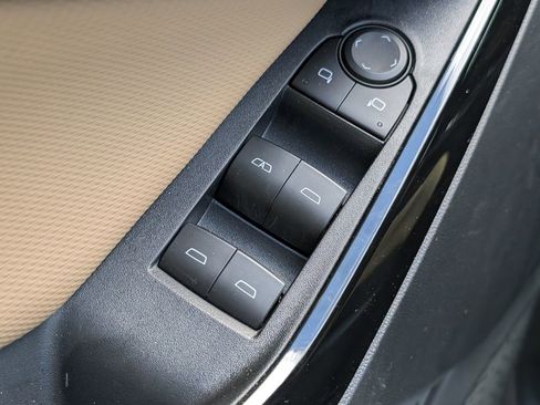 Used 2026 Chevrolet Equinox ACTIV w/ Convenience Package III AWD/4WD image 23