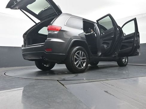 Used 2019 Jeep Grand Cherokee Limited image 53