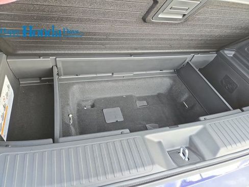 New 2025 Honda Pilot Touring image 40