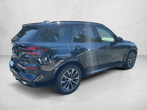Used 2026 BMW X5 xDrive40i w/ M Sport Package AWD/4WD image 5