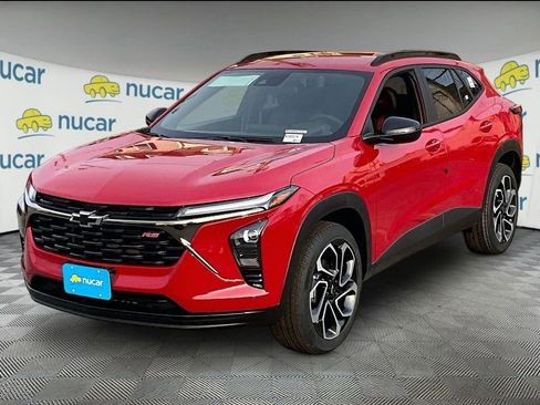 New 2026 Chevrolet Trax RS w/ Driver Confidence Package FWD image 4