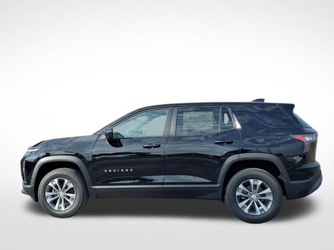 New 2026 Chevrolet Equinox LT w/ Convenience Package II FWD image 7