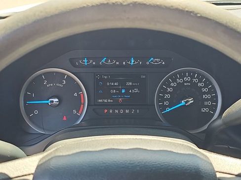 Used 2017 Ford F250 XLT AWD/4WD image 12