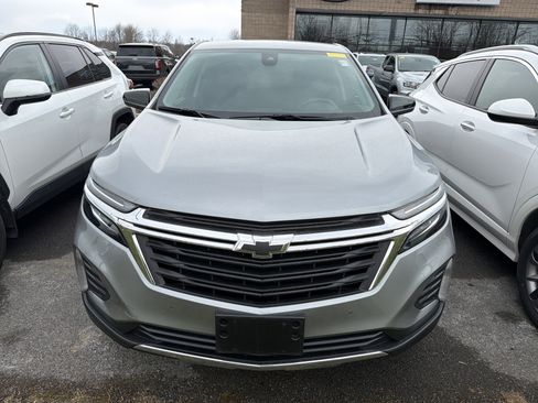 Used 2024 Chevrolet Equinox LT AWD/4WD image 3