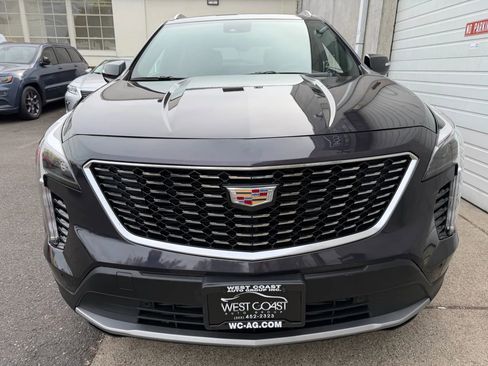 Used 2023 Cadillac XT4 Premium Luxury image 4