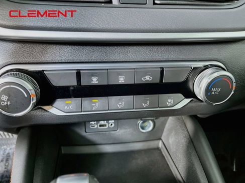 Used 2022 Nissan Altima 2.5 SR FWD image 22