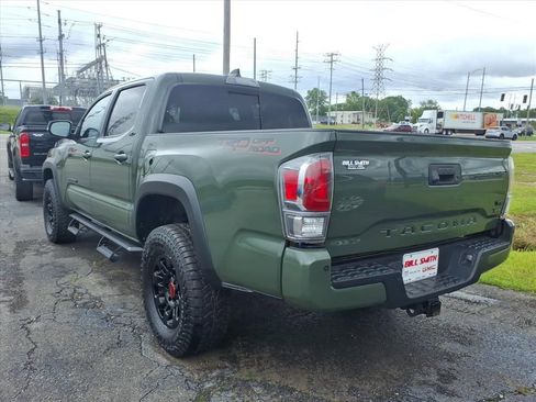 Used 2022 Toyota Tacoma TRD Off-Road w/ Technology Package RWD image 5
