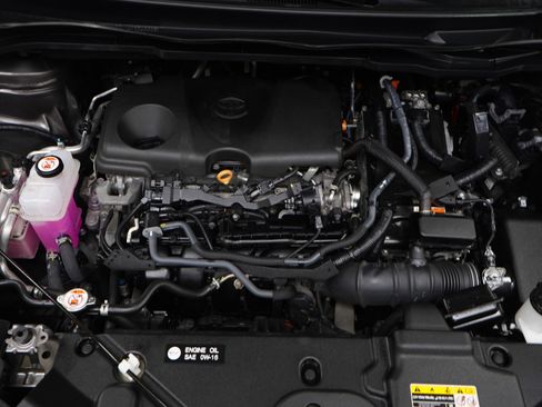 Used 2024 Toyota Sienna XLE image 34