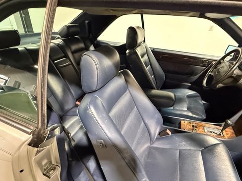 Used 1990 Mercedes-Benz 300 CE Coupe image 33
