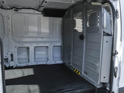 Used 2019 Ford Transit 250 130 Low Roof image 32