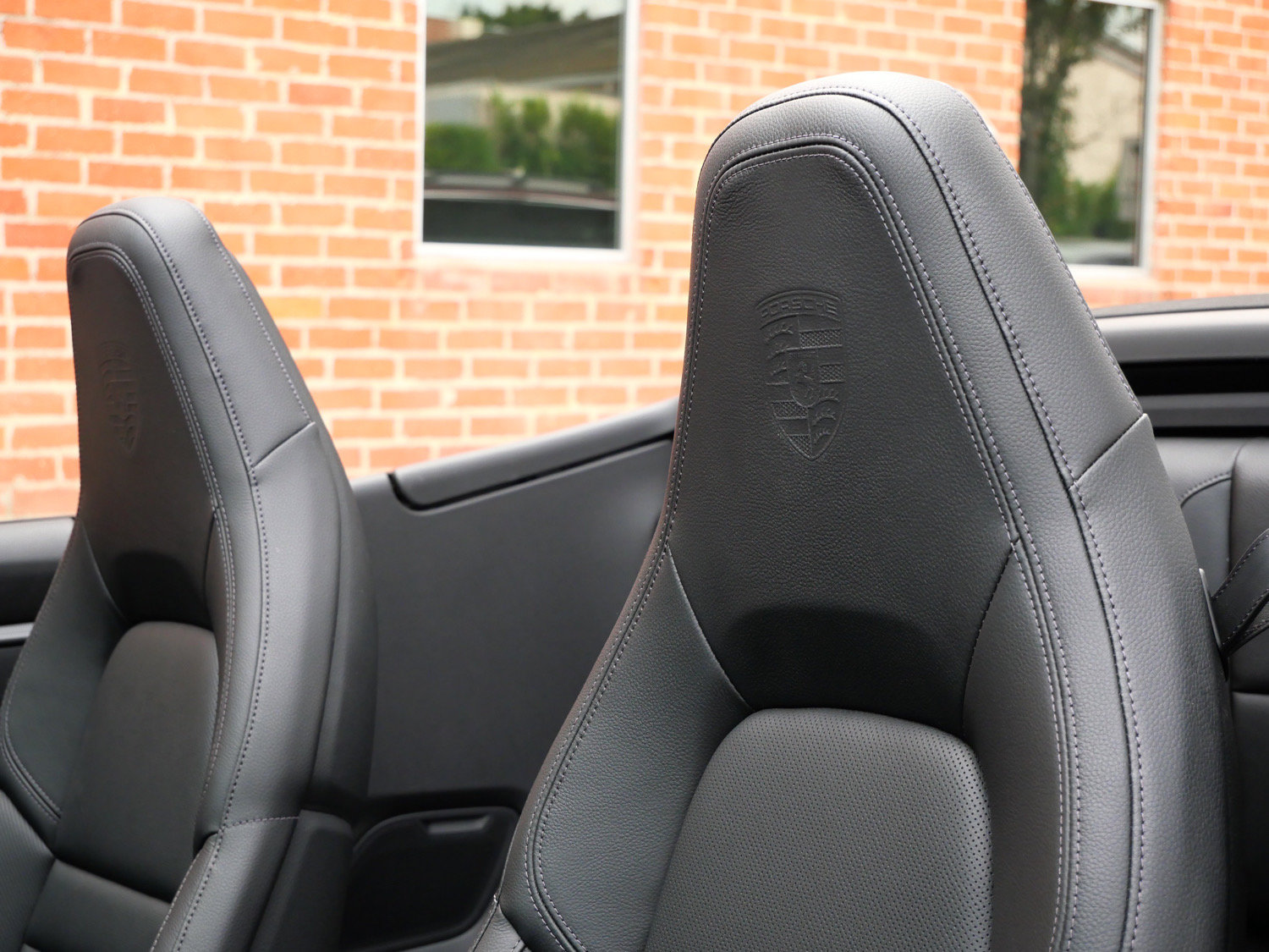 Used 2025 Porsche 911 Carrera RWD image 21