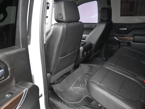 Used 2021 Chevrolet Silverado 1500 LT Trail Boss w/ Convenience Package II AWD/4WD image 18