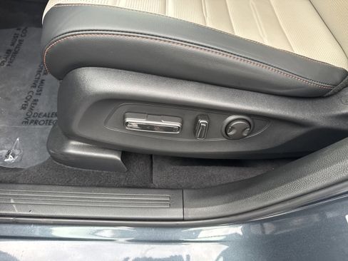Used 2023 Honda CR-V Sport Touring image 5