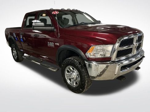 Used 2018 RAM 2500 Tradesman w/ Chrome Appearance Group image 8