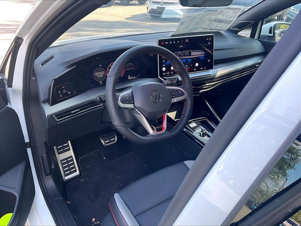 New 2026 Volkswagen GTI SE FWD image 9