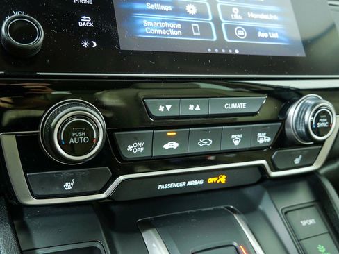 Used 2022 Honda CR-V Touring image 16