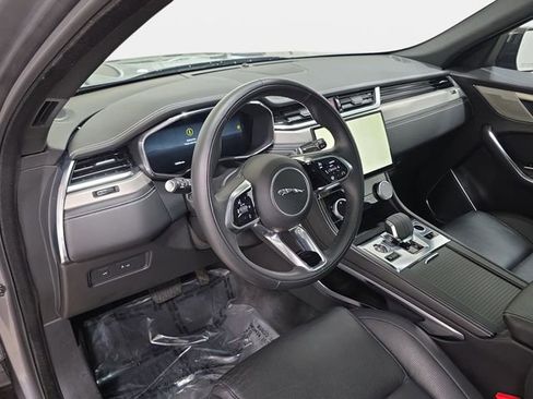 Used 2024 Jaguar F-PACE R-Dynamic S image 16