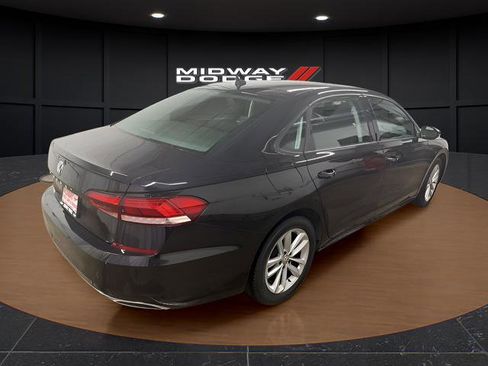 Used 2021 Volkswagen Passat 2.0T S FWD image 4