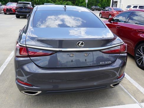 Used 2024 Lexus ES 350 w/ Premium Package FWD image 6