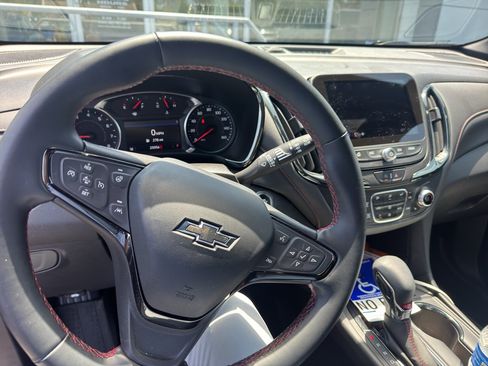 Used 2024 Chevrolet Equinox RS FWD image 6