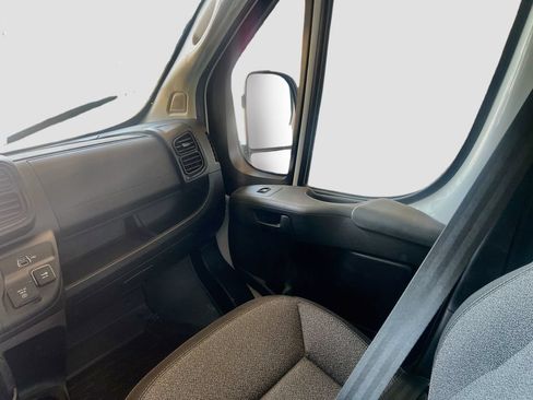 Used 2024 RAM ProMaster 2500 w/ Convenience Group FWD image 22