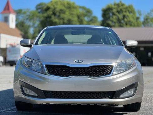 Used 2013 Kia Optima LX w/ Convenience Pkg FWD image 2