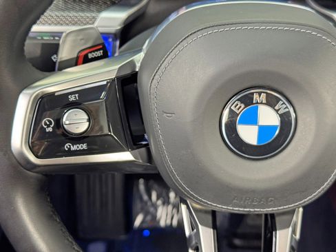 Used 2025 BMW 740i w/ Premium Package image 24