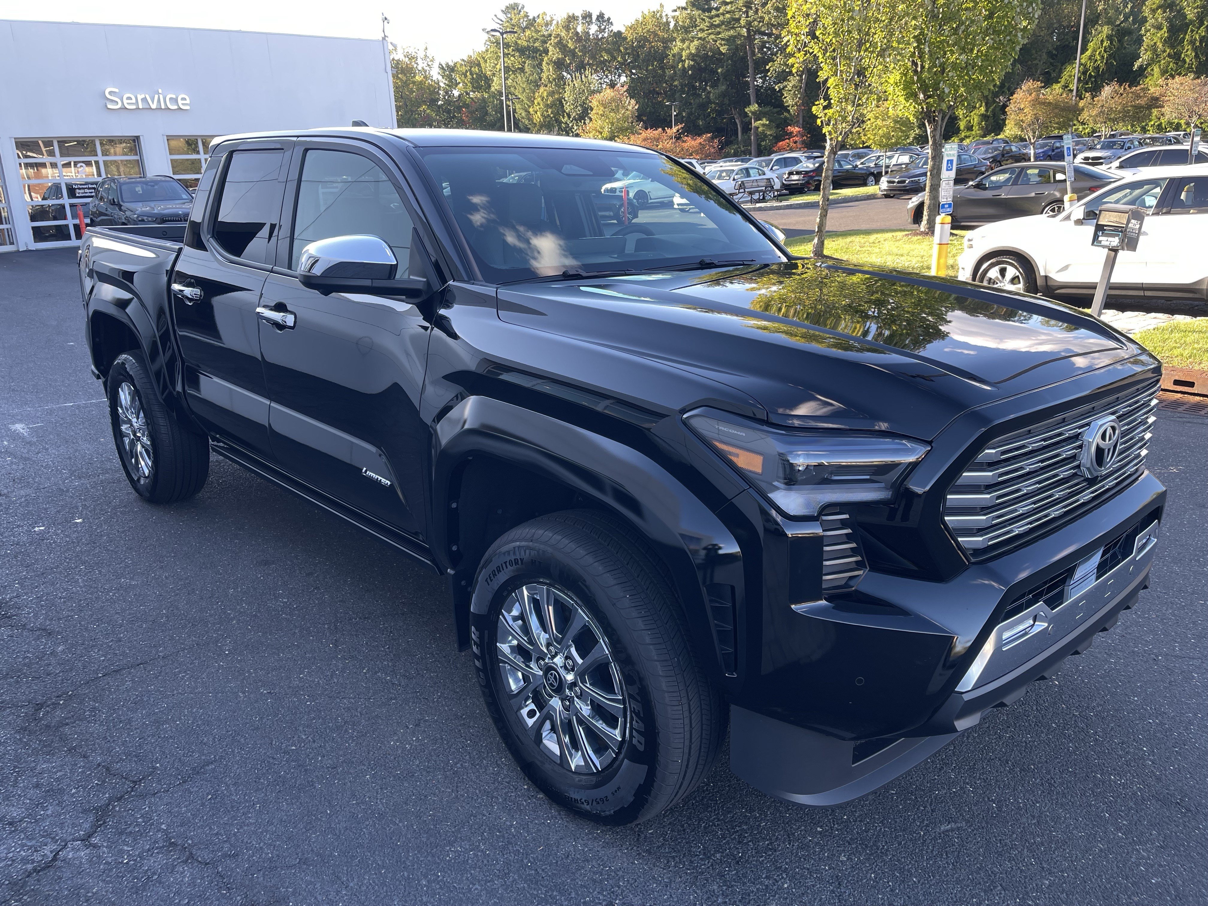 Used 2026 Toyota Tacoma Limited AWD/4WD image 3